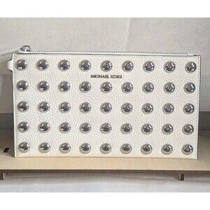 Michael Kors Jetset Studded Pouch - Optic White